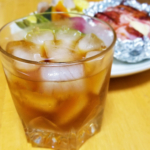 コーヒー焼酎と料理の写真